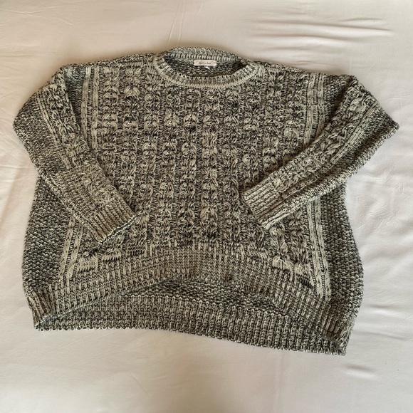 Faith In Love Oversized B&W Cable-knit Sweater - Picture 1 of 6